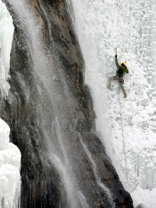 ice_climbing